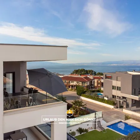 Penthouse Panorama Deluxe In Malinska Apartment Exterior photo