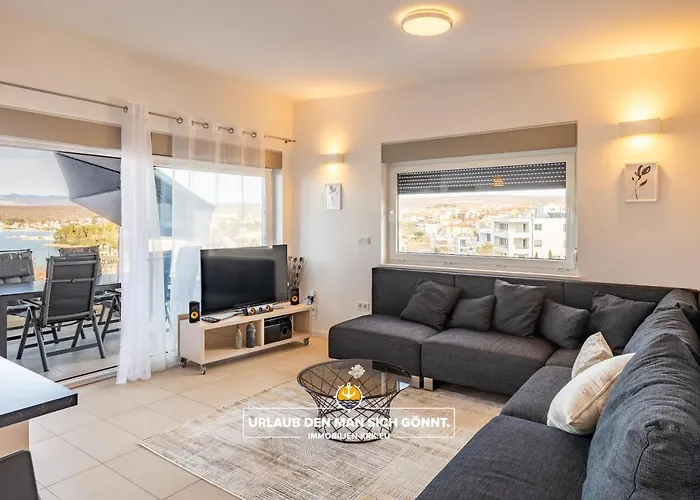 Penthouse Panorama Deluxe In Malinska
